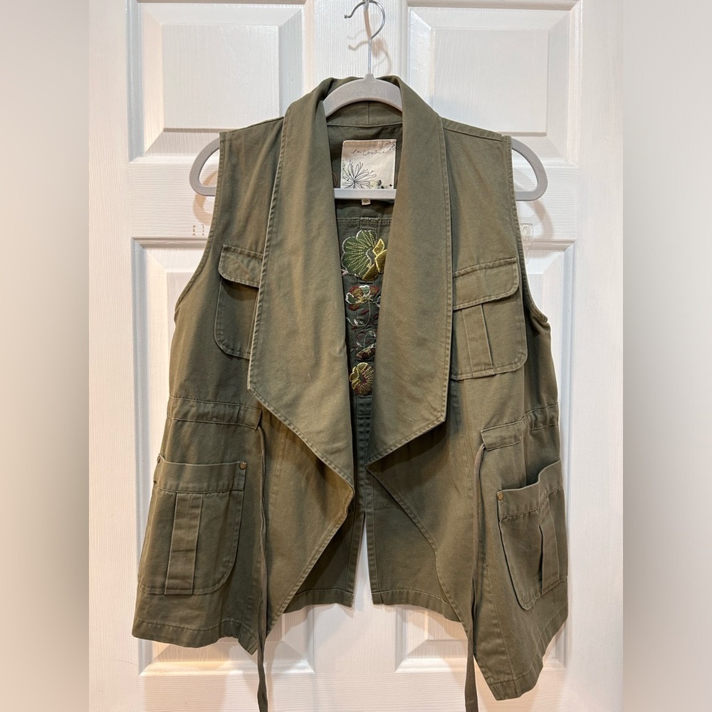 En Creme Olive Green Embroidered Utility Vest Sz L Gorpcore Boho Outdoors Hippie